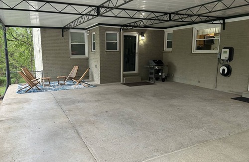 Rosebank House | Entire East Nashville home in quiet older neighborhood, close to downtown.