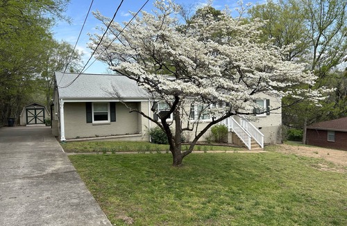 Rosebank House | Entire East Nashville home in quiet older neighborhood, close to downtown.
