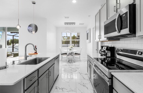 Jacarandas House | Escape to El Oasis Azul! Relaxing Cape Coral Vacation Retreat + Heated Pool.