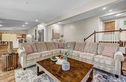 Buford House | Exclusive Lake Lanier Escape w/Pool & Dock