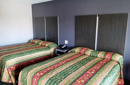 Pasadena Hotel | Executive Inn Pasadena