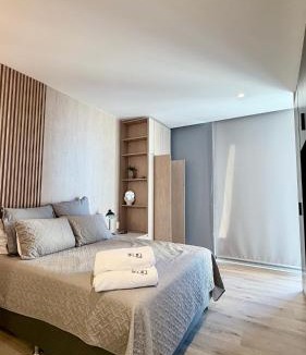 Providencia Apartment | Executive Suite, Rooftop Pool, Workspace IKan HUB
