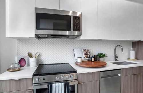 NoMa Apartment | Experience DC, while being a cozy walk to the heart of NOMA-North Capitol Hill