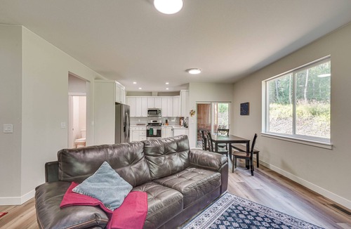 Meadow Lakes House | Explore Alaska’s Playground: Modern Wasilla Escape