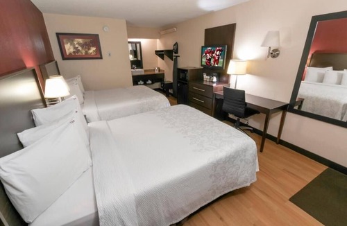 Columbus Hotel | Explore Short North Arts District from Affordable Stay Nearby