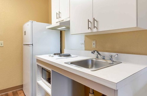 Linthicum Heights Hotel | Extended Stay America Suites Baltimore BWI Airport Aero Dr