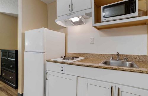 Chesapeake Hotel | Extended Stay America Suites Chesapeake Greenbrier Circle