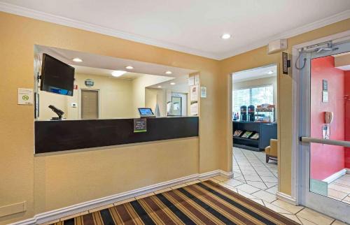 North Chesterfield Hotel | Extended Stay America Suites - North Chesterfield - Arboretum