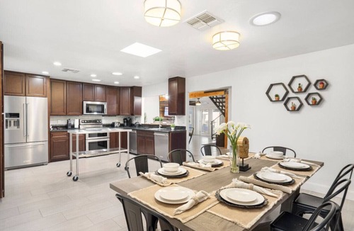 Paradise Valley Village Apartment | Extravagant Phoenix Retreat Pool Gazebo Heatedpool