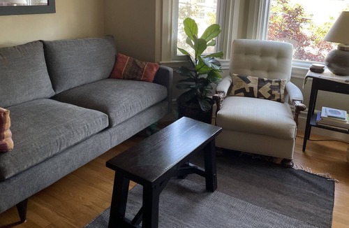 Castro District Condo | FAB LOCATION & VALUE, SAN FRANCISCO-2 BR, Den Light-filled Flat, MIN 1 MO STAY