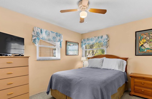 Dunedin Condo | FABULOUS DOCKSIDE VILLAS UNIT C CLOSE TO DOWNTOWN DUNEDIN AND THE BEACHES