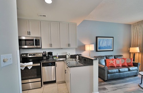 Downtown Myrtle Beach Condo | Fabulous Penthouse, Central MB, 2 Balconies,Watch Sunrise in Your Bed