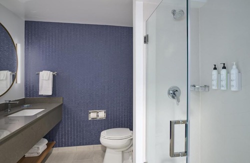 Winchester Hotel | Fairfield Inn and Suites by Marriott Winchester