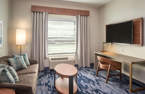 West Palm Beach Hotel | Fairfield Inn & Suites by Marriott West Palm Beach