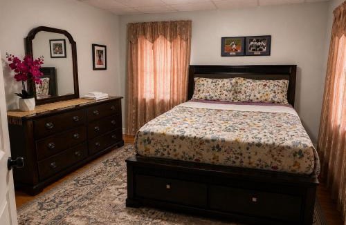 Fall River Apartment | Fall River Stay Urban Haven Entire Suites Cozy 4BR