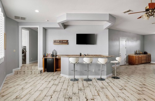 Phoenix House | Falling Star by LuxeKey: Southwest Charm w/Mountain Views & Pool