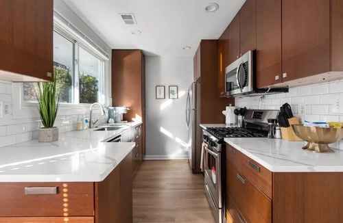West Falls Church House | FallsChurch, Tysons Corner, Dulles airport, DC
