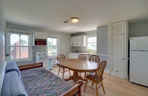 Brownsville Apartment | Family Farmside Getaway w/Hot Tub in Fairplay!