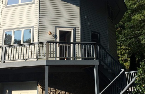 Frank House | Family-Friendly 5 Acre Mountain Getaway/ski lodge