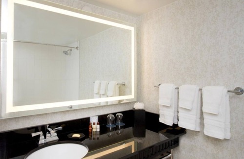 Seybold Hotel | Family & Friends Getaway! 3 Beautiful Units, Pool, Close to Downtown Miami!