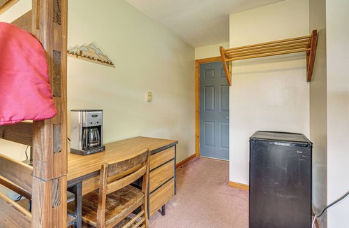 Bliss Apartment | Family Fun! Bliss Studio w/Lake & Trail Access