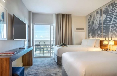 Central Beach Hotel | Family Ocean Getaway | Pool Access | Near Las Olas Blvd | 4 Stylish Units