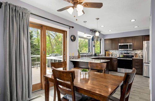 Rosemount House | Family Stay MN Zoo | Climbing Room | Private Deck