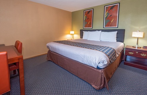 Forks Hotel | Far West Motel