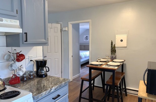 Glenolden Apartment | FIFA 2026 HQ: Cozy Apartment in Suburbs - Perfect Long Term Stay