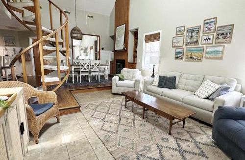 Ocean Ridge House | Firefly Cottage