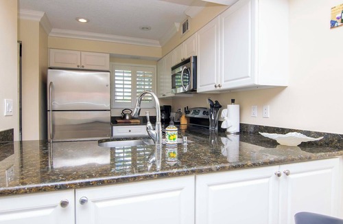 Saddlebrook Condo | First Floor 2bd/2ba Fully Remodeled Condo in Saddlebrook