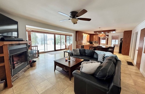 Martintown Cottage | Fish ON! Charming cottage on the n St. Lawrence River with 60' dock