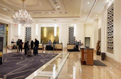 Las Vegas House | Five Star Trump Hotel No Resort And Cleaning Fees