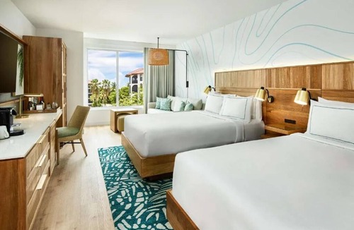 Marathon Hotel | Florida Keys Escape with Beach Access and Outdoor Pool! Pets Are Welcome!