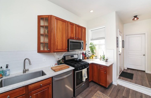 Queen Village Apartment | Foodie Heaven in South Philly next to 9th Street Italian Market