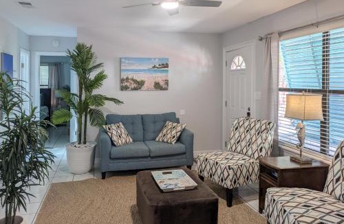 Ocean City House | Fort Walton Beach Cottage w/Hot Tub & Patio!