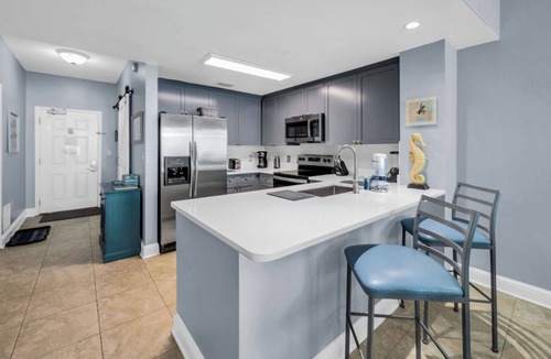 Panama City Beach Condo | FREE Beach Chair Service-BeachFRONT-2 Gulf Front Pools-Hot Tub-Aqua Resort 1007