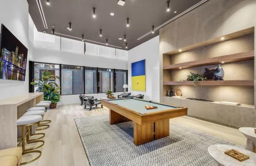 Downtown Miami Apartment | Free Parking Downtown Condo Resort Amenities