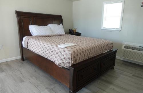 Grantville Hotel | Freedom INN Motel