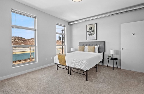 Lower Lawrenceville Apartment | Frontdesk | 2 BR Family Apt by Phipps Conservatory