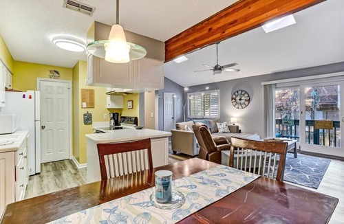 Fernandina Beach Condo | Fun for All : Pool, Tennis & Island Bliss