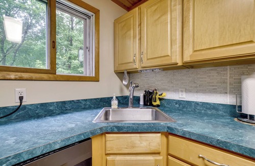 Briar Crest Woods House | Game Room, Deck & Fire Pit! Pocono Mtn House