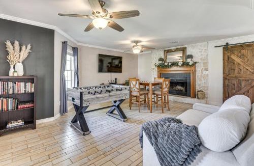 Mary Esther House | Game Room, Private Pool! Family Gem in Mary Esther