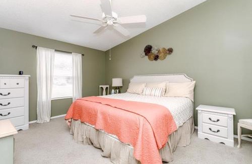 Liberty Park Villa | Gibbes - Patio Villa Near Lake Sumter Landing- Villagepeople