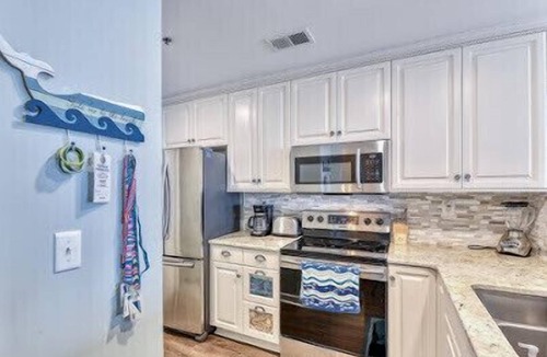 North Topsail Beach Condo | Glamorous 2 Story Beachfront Condo on Topsail Island