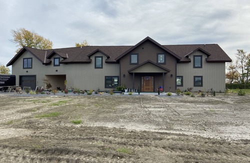 Chazy House | Glamorous private lake property