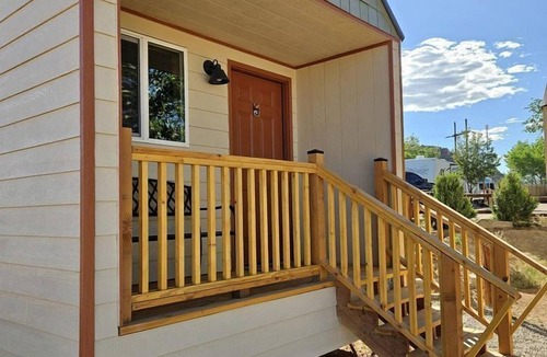 Escalante House | Glamping Cabin with King Bed in Escalante, Utah, Perfect for a Trip to the Devil's Garden