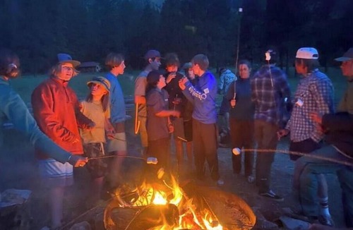 Shoup RV Rental | Glamping Tent for 2 on the Salmon River, Breakfast Included, 2 Twin Beds