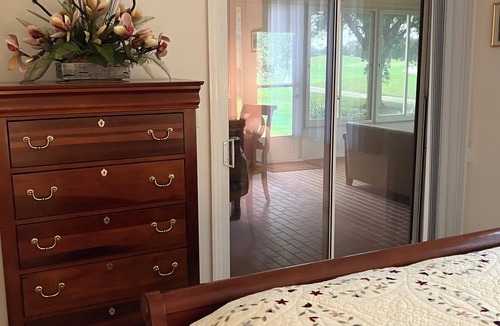 Woodbury House | Golfers Paradise! 3 Bedroom with lake view, on golf course! 5 Min to Nancy Lopez