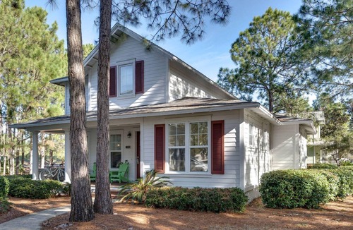 Laurel Grove Hotel | Golfing Around in Laurel Grove at Sandestin by Destin Getaways